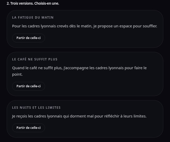 Un atelier de corédaction en train de produire trois versions d'une phrase de positionnement dans l'application